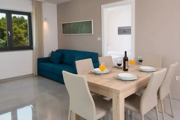 Superior Apart Daire, 2 Yatak Odası, Balkon, Deniz Manzaralı