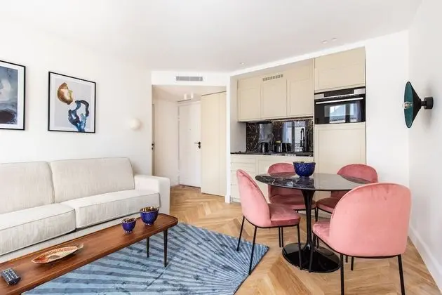 Deluxe Apart Daire, 1 Büyük (Queen) Boy Yatak ve Çekyat, Balkon, Şehir Manzaralı