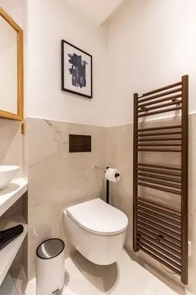 Design Stüdyo, 1 Büyük (Queen) Boy Yatak ve Çekyat, Sigara İçilmez, Avlu Manzaralı