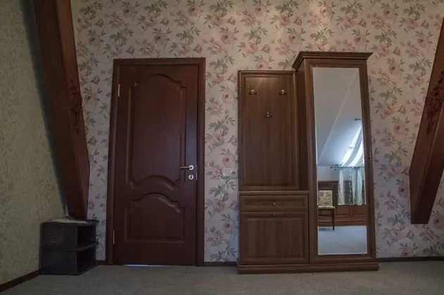 Junior Süit, Avlu Manzaralı