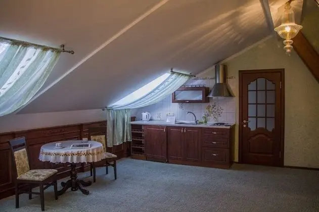 Junior Süit, Avlu Manzaralı