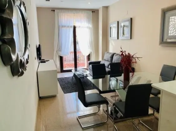 Apart Daire, 2 Yatak Odası, Balkon