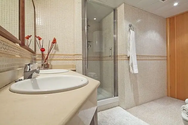 Apart Daire, 2 Yatak Odası, Balkon