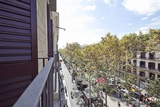 Stüdyo, Balkon