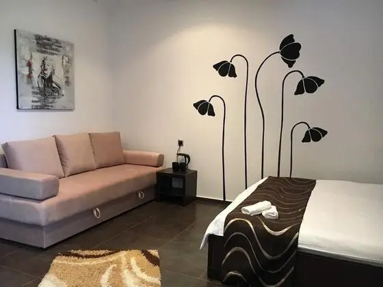 Comfort Tek Büyük Yataklı Oda
