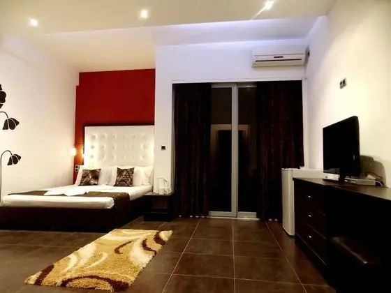 Comfort Tek Büyük Yataklı Oda