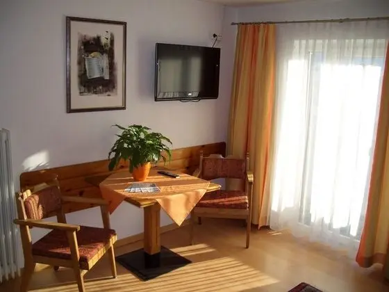 Apart Daire, 2 Yatak Odası, Balkon