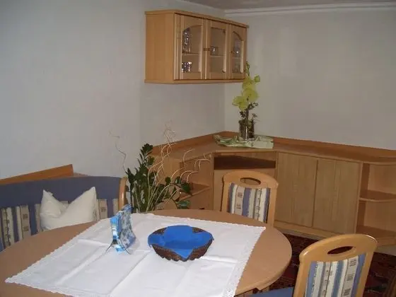 Apart Daire, 2 Yatak Odası, Balkon