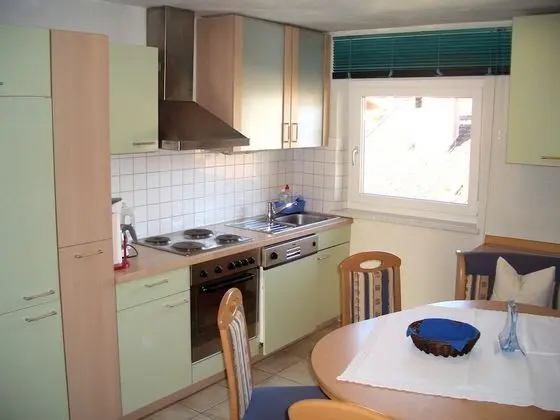 Apart Daire, 2 Yatak Odası, Balkon