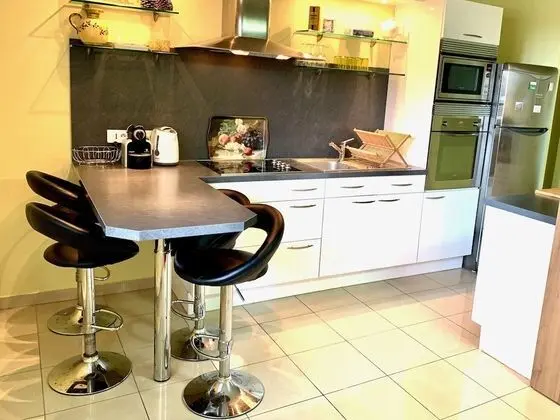 Premier Apart Daire (US0608819S0433)