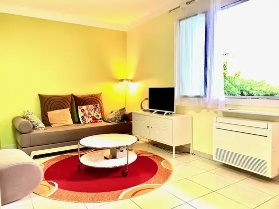 Premier Apart Daire (US0608819S0433)
