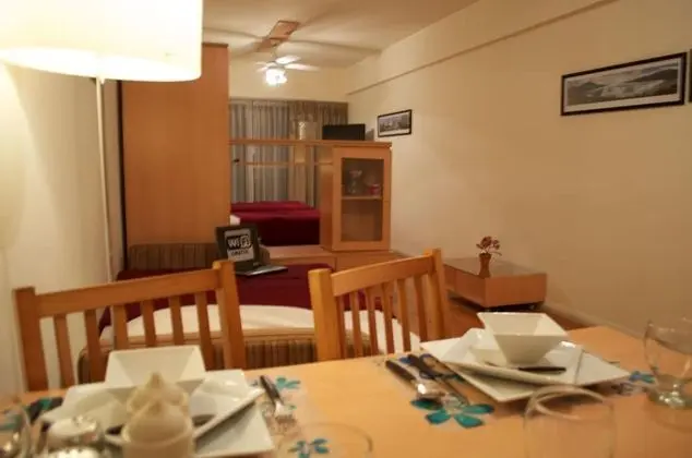 Üç Kişilik Oda