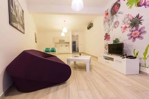 Apart Daire, 1 Yatak Odası, Balkon, Bahçe Manzaralı