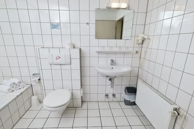 Üç Kişilik Oda