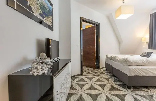 Deluxe Tek Büyük Yataklı Oda