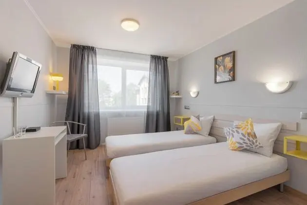 Standard Tek Büyük Yataklı Oda