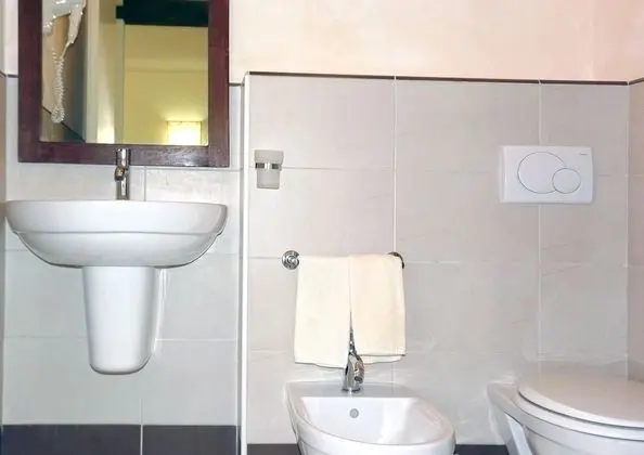 Standard Apart Daire, 2 Yatak Odası, Balkon, Havuz Manzaralı