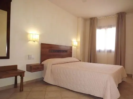 Standard Apart Daire, 2 Yatak Odası, Balkon, Havuz Manzaralı