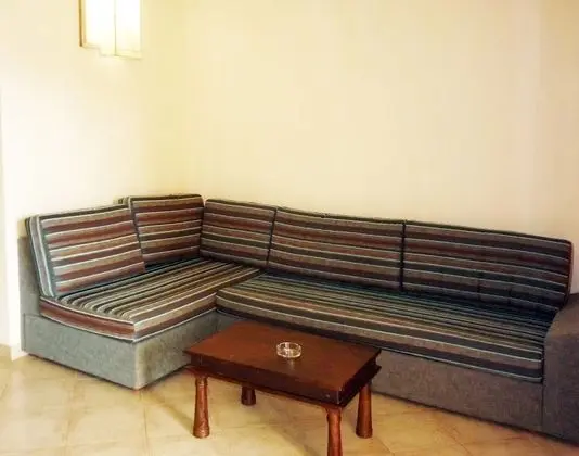 Standard Apart Daire, 2 Yatak Odası, Balkon, Havuz Manzaralı