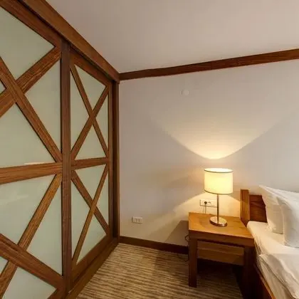 Superior Tek Büyük veya İki Ayrı Yataklı Oda