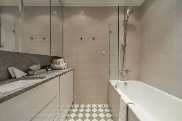 Apart Daire, 3 Yatak Odası (with balcony)