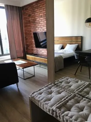 Exclusive Stüdyo Süit