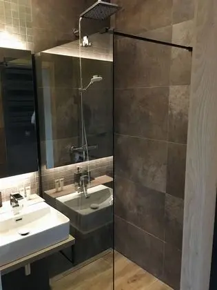 Exclusive Stüdyo Süit