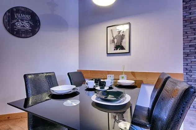 Apart Daire, 1 Yatak Odası, Şömine