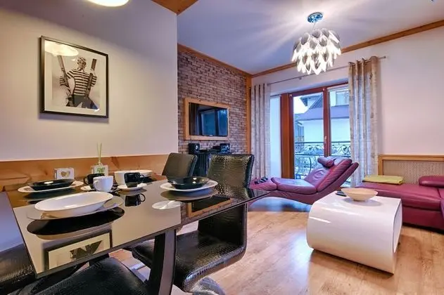 Apart Daire, 1 Yatak Odası, Şömine