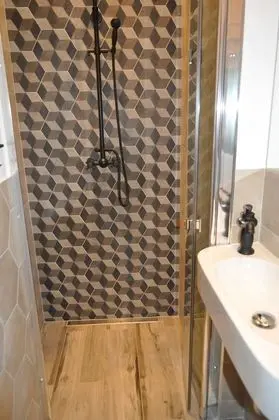 Apart Daire, 2 Çift Kişilik Yatak, Sigara İçilmez, Şehir Manzaralı