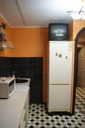 Basic Apart Daire, 1 Büyük (Queen) Boy Yatak ve Çekyat, Sigara İçilmez