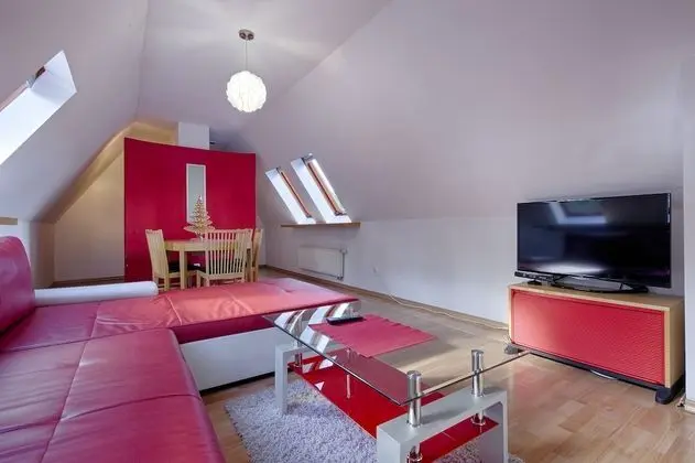 Apart Daire, 2 Yatak Odası, Sigara İçilmez, Özel Banyo