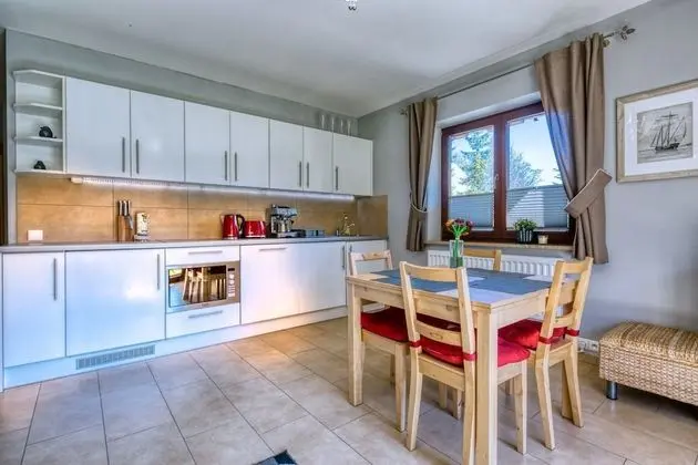 Comfort Apart Daire, 2 Yatak Odası, Teras, Bahçeli