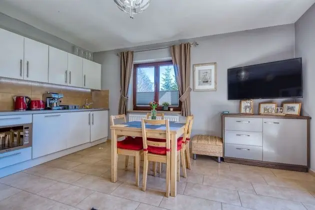 Comfort Apart Daire, 2 Yatak Odası, Teras, Bahçeli