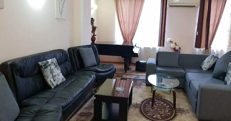 Apart Daire (35-37 Zhiuli Shartava Street 2  - 130)
