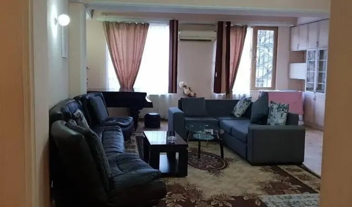 Apart Daire (35-37 Zhiuli Shartava Street 2  - 130)