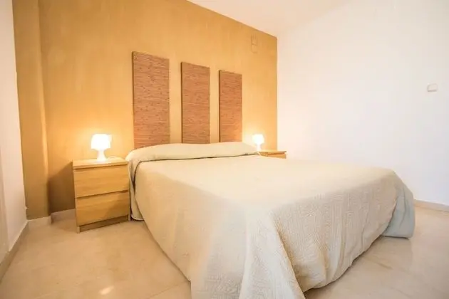 Apart Daire, 2 Yatak Odası, Havuz Manzaralı