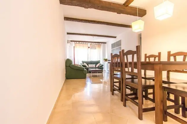 Apart Daire, 2 Yatak Odası, Havuz Manzaralı