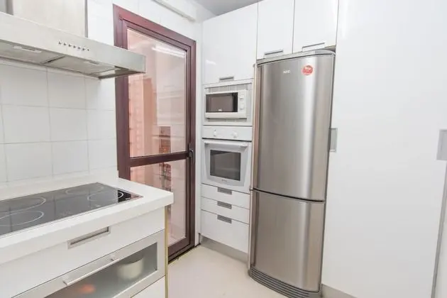Apart Daire, 2 Yatak Odası, Havuz Manzaralı