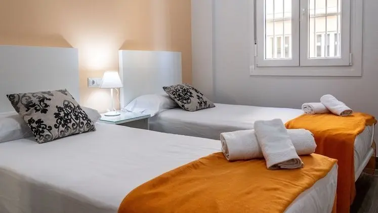 Apart Daire, 2 Yatak Odası, Sigara İçilmez