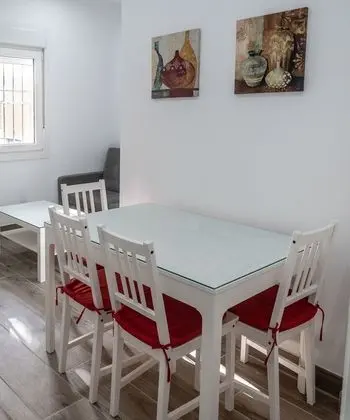 Apart Daire, 2 Yatak Odası, Sigara İçilmez