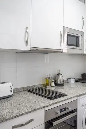 Apart Daire, 2 Yatak Odası, Sigara İçilmez