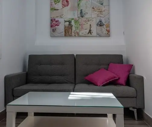 Apart Daire, 2 Yatak Odası, Sigara İçilmez