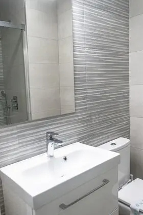 Apart Daire, 2 Yatak Odası, Sigara İçilmez