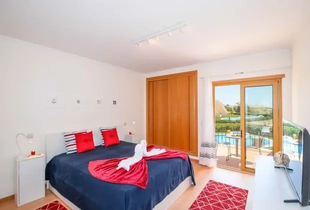 Apart Daire, 2 Yatak Odası, Havuz Kullanımı, Havuz Manzaralı