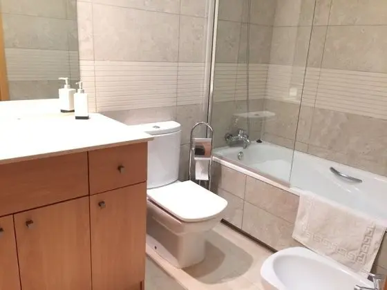 Apart Daire, 2 Yatak Odası, 2 Banyolu