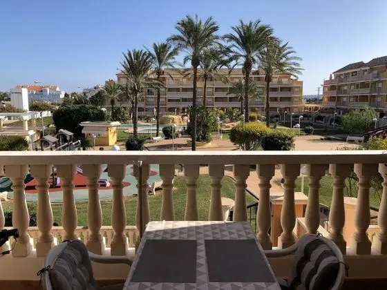 Apart Daire, 1 Yatak Odası, Havuz Manzaralı