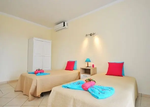 Apart Daire, 2 Yatak Odası, Havuz Kullanımı, Havuz Manzaralı