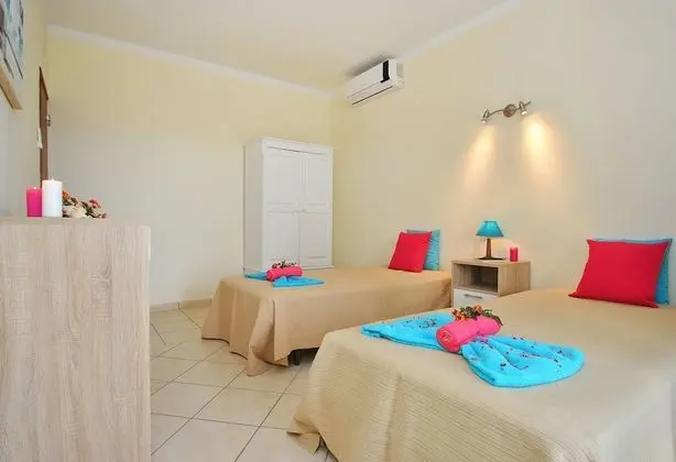 Apart Daire, 2 Yatak Odası, Havuz Kullanımı, Havuz Manzaralı