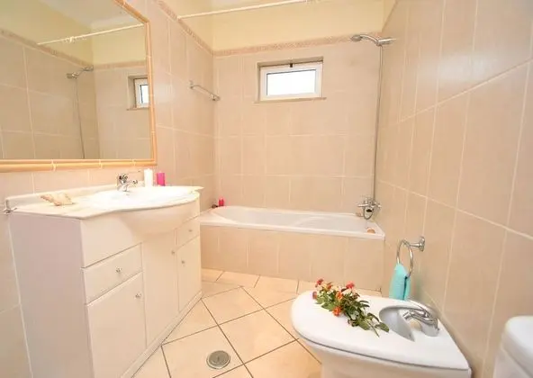 Apart Daire, 2 Yatak Odası, Havuz Kullanımı, Havuz Manzaralı